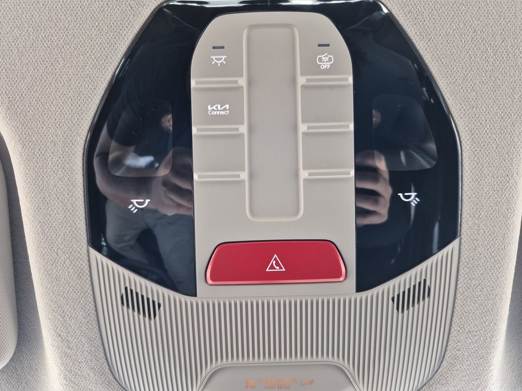 New 2026 Kia K4 LXS image 24