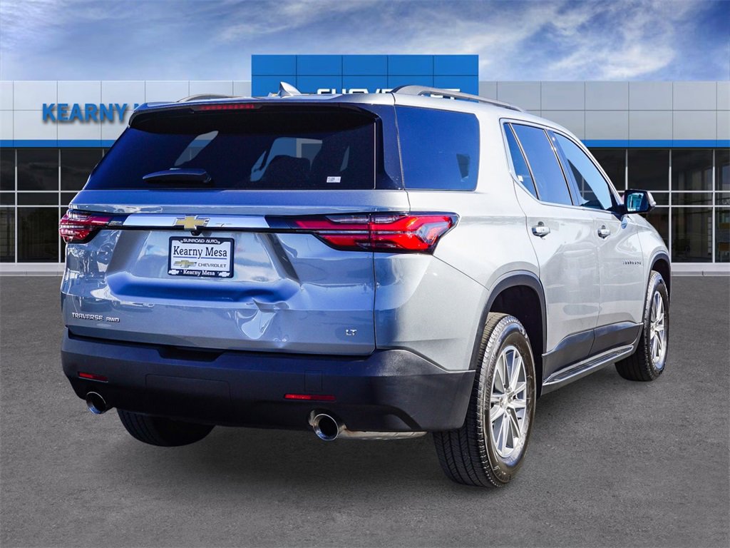 Used 2023 Chevrolet Traverse LT image 6