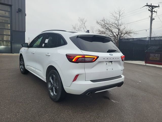 Used 2023 Ford Escape ST-Line image 5