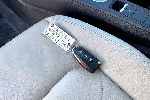 Used 2024 Audi Q3 2.0T Premium Plus w/ Premium Plus Package image 10