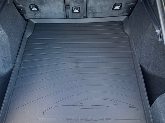 New 2026 Porsche Panamera 4 AWD/4WD image 37