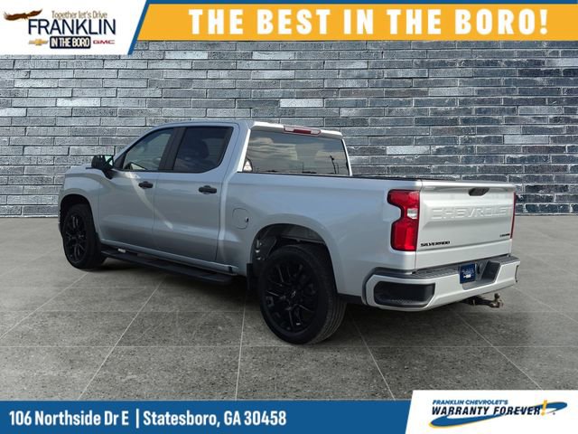 Used 2022 Chevrolet Silverado 1500 Custom w/ LPO, Blackout Package RWD image 3
