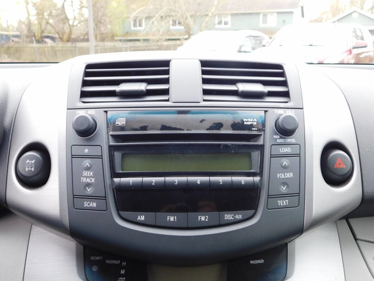 Used 2007 Toyota RAV4 Limited AWD/4WD image 11