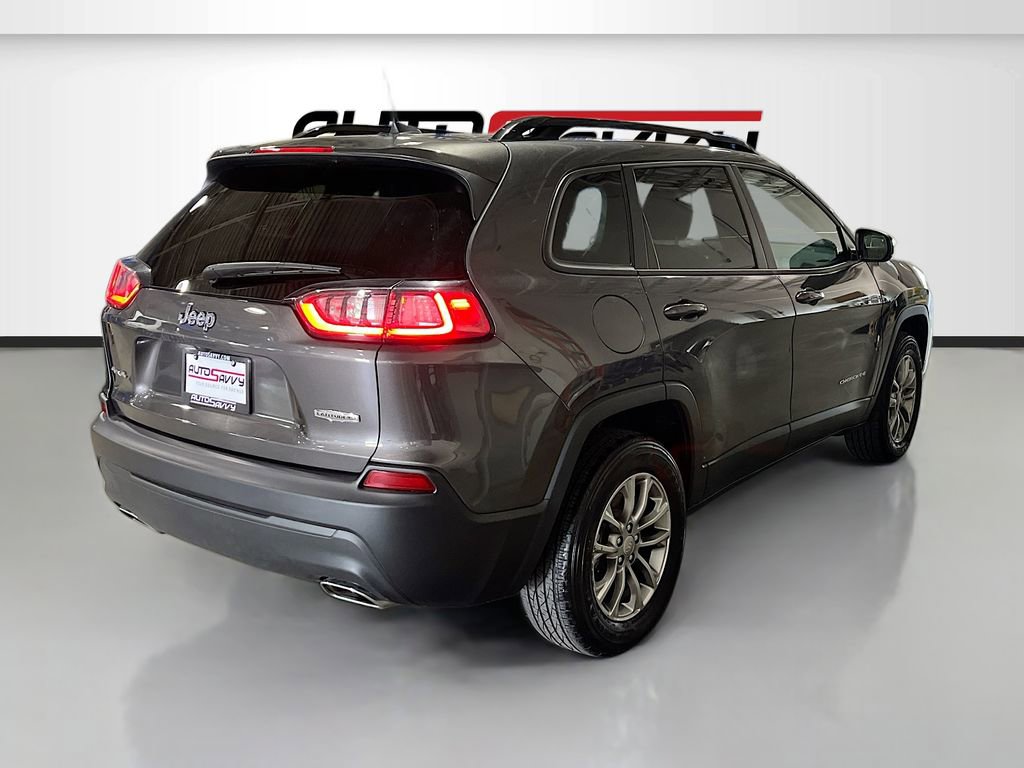 Used 2022 Jeep Cherokee Latitude Lux w/ Mopar Interior Package AWD/4WD image 7