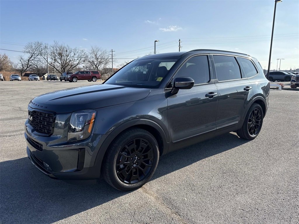 Used 2022 Kia Telluride SX w/ SX Prestige Package video 2