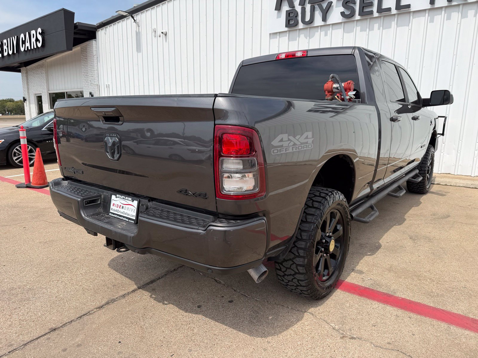 Used 2022 RAM 2500 Lone Star w/ Night Edition AWD/4WD image 8
