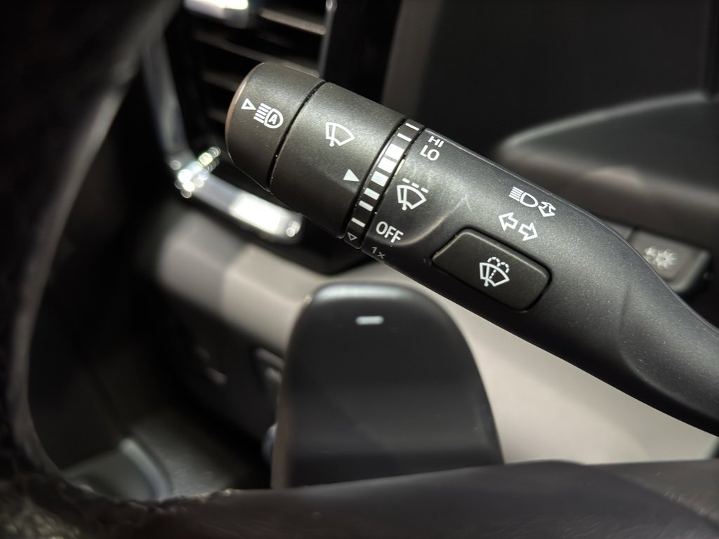 Used 2023 GMC Sierra 1500 Denali w/ Denali Reserve Package image 29