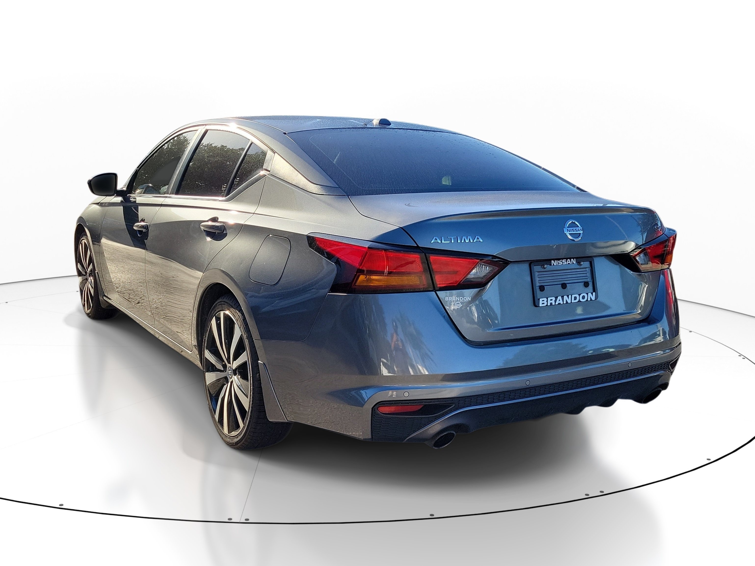 Used 2022 Nissan Altima 2.5 SR FWD image 4
