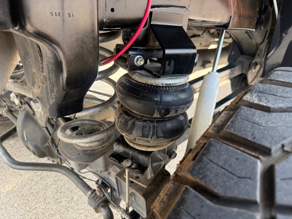 Used 2016 RAM 2500 Laramie AWD/4WD image 14