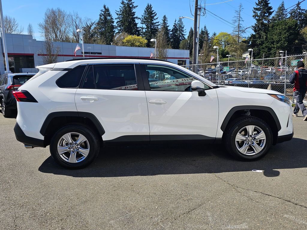 Certified 2025 Toyota RAV4 XLE w/ Convenience Package AWD/4WD image 8