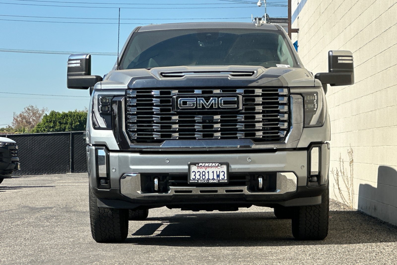Certified 2024 GMC Sierra 2500 Denali w/ Technology Package AWD/4WD image 9