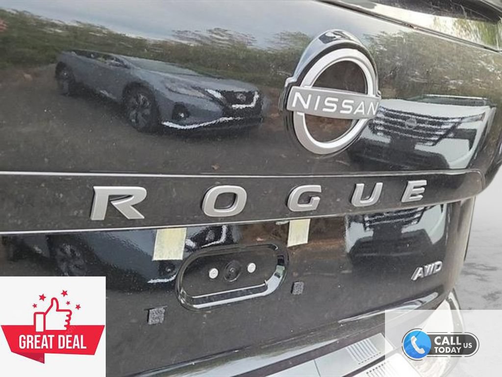 New 2025 Nissan Rogue SV AWD/4WD image 3