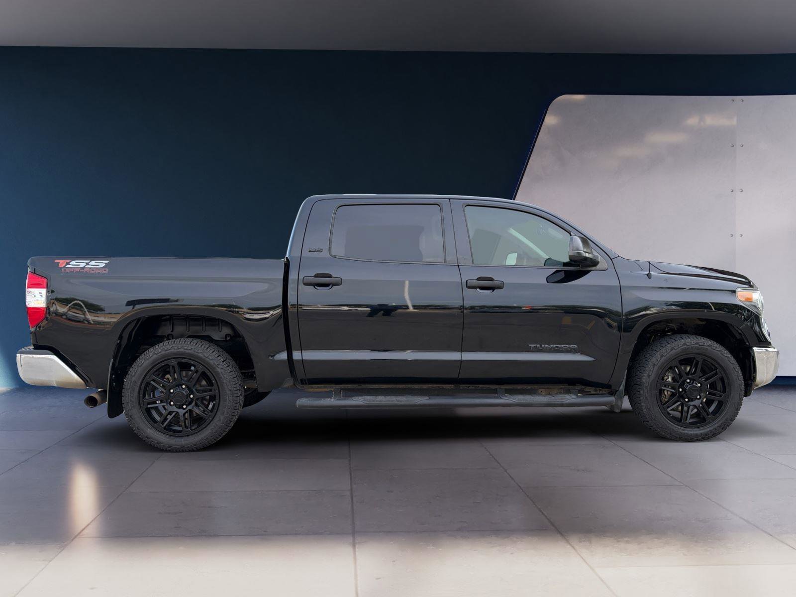 Used 2019 Toyota Tundra SR5 w/ SR5 Upgrade Package RWD image 6