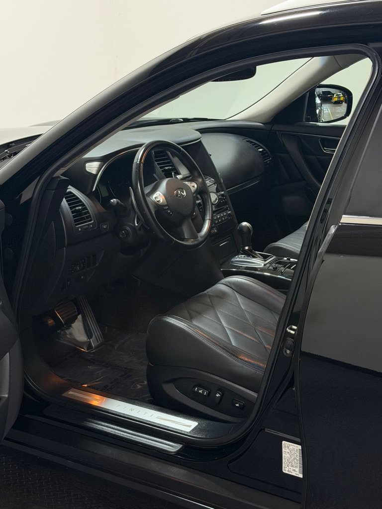 Used 2009 INFINITI FX35 AWD w/ Premium Pkg image 8