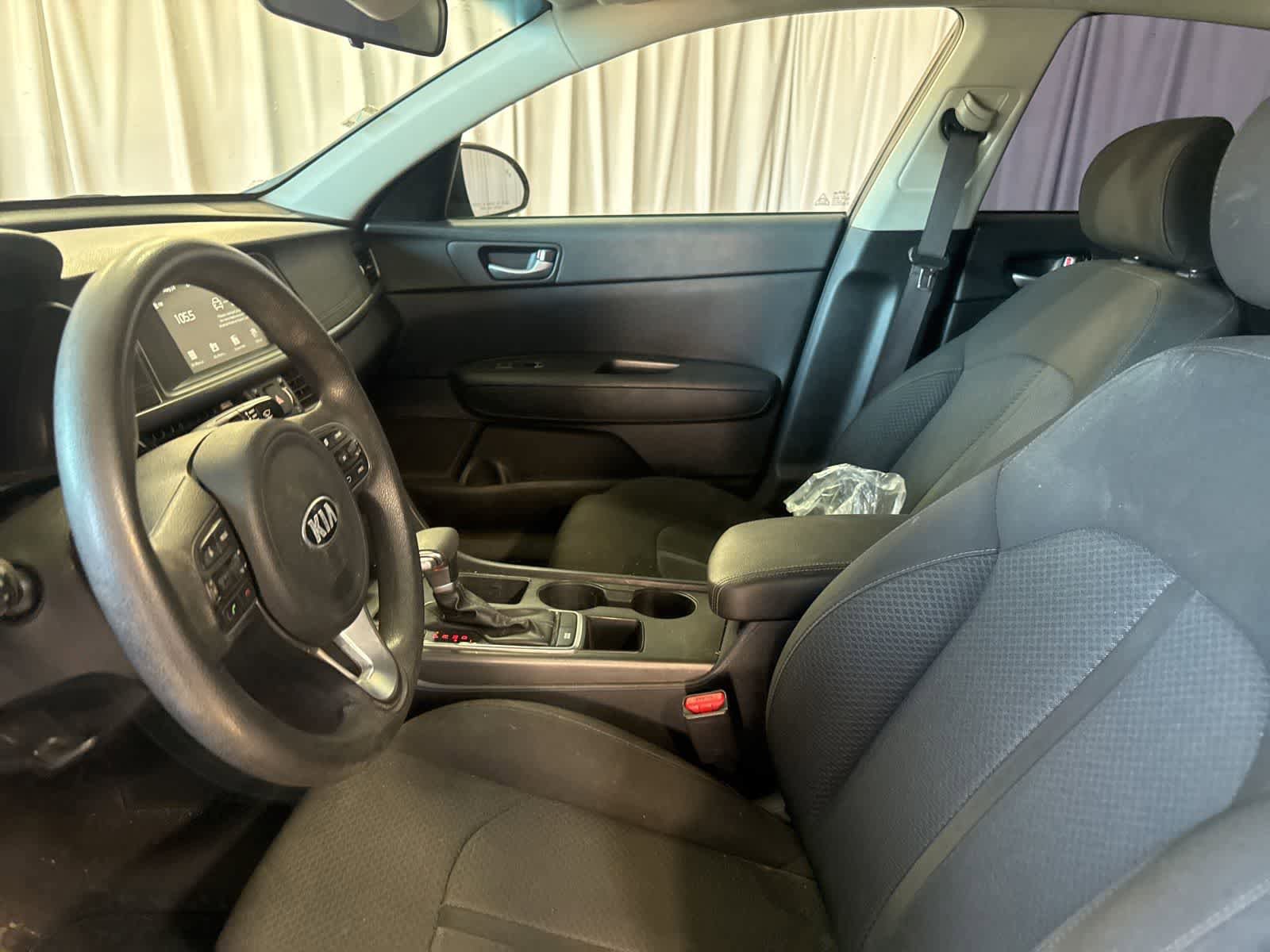 Used 2018 Kia Optima LX FWD image 14