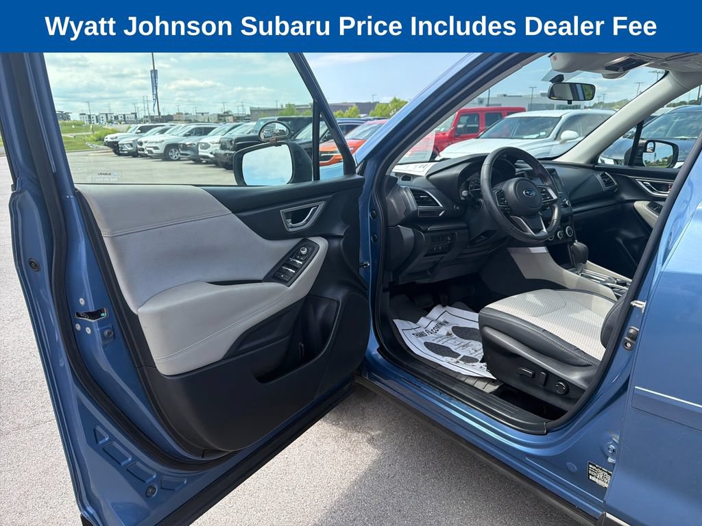 Used 2020 Subaru Forester Premium AWD/4WD image 19
