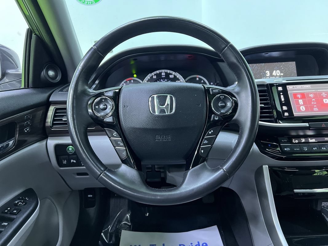 Used 2016 Honda Accord Touring image 20