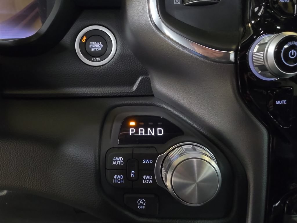 New 2027 RAM 1500 Laramie w/ Night Edition AWD/4WD image 22