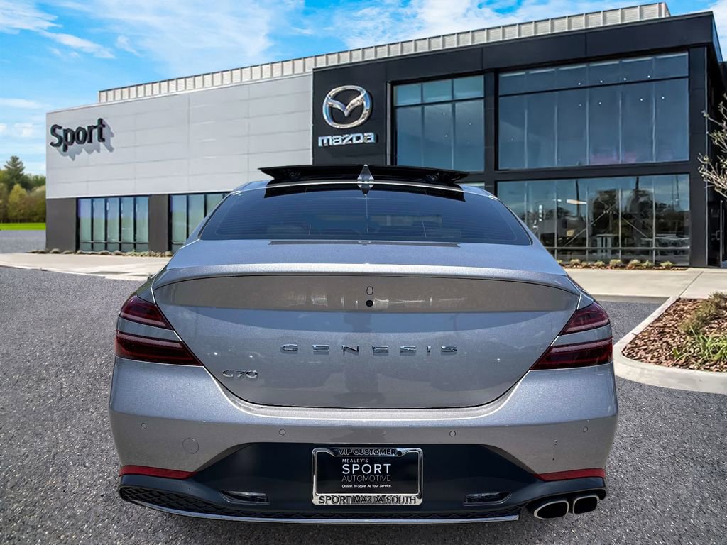Used 2023 Genesis G70 2.0T w/ Sport Prestige Package RWD image 4