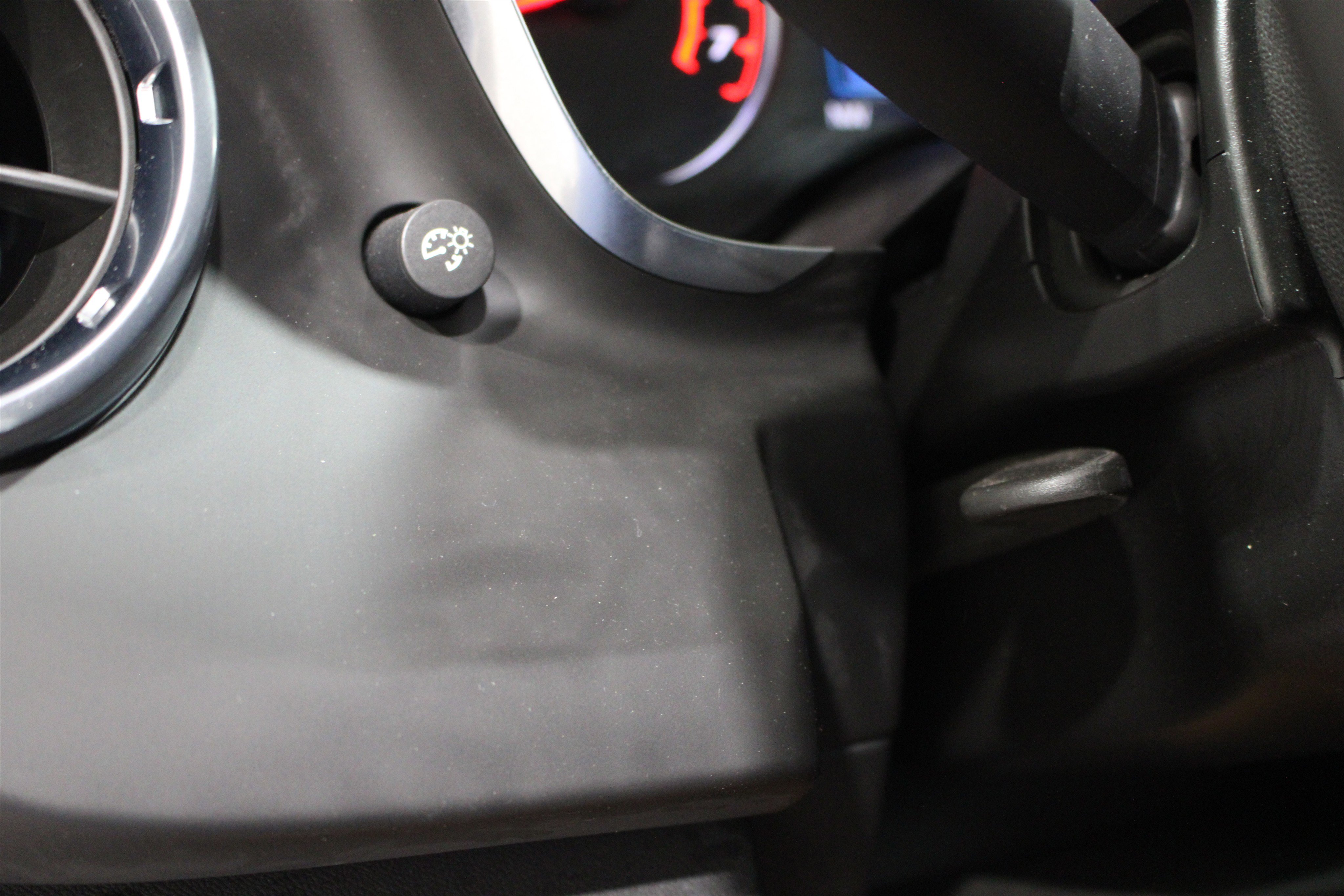 Used 2021 Chevrolet Camaro LT image 10