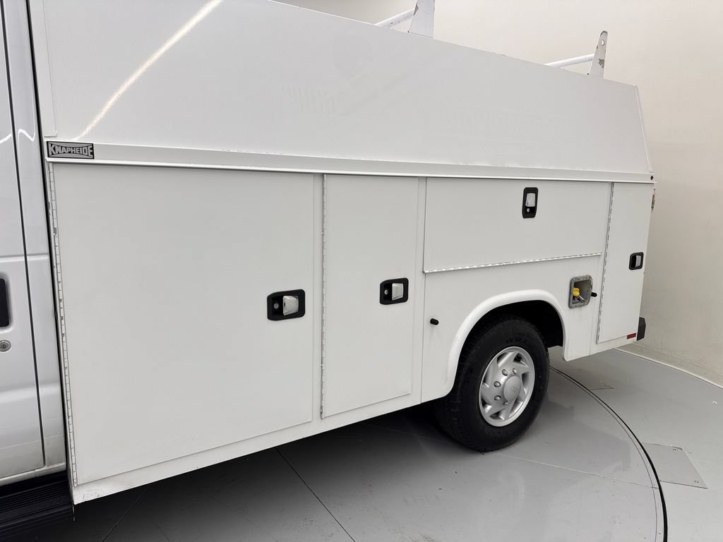 Used 2016 Ford E-350 and Econoline 350 Super Duty RWD image 8