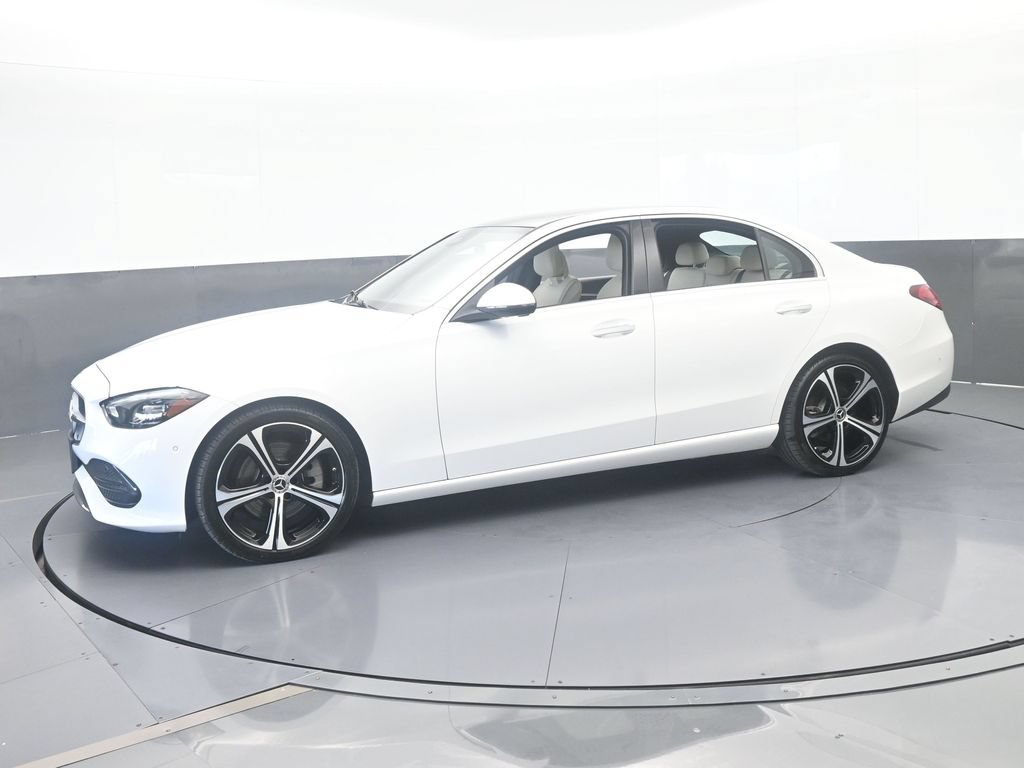 Used 2025 Mercedes-Benz C 300 Sedan image 2