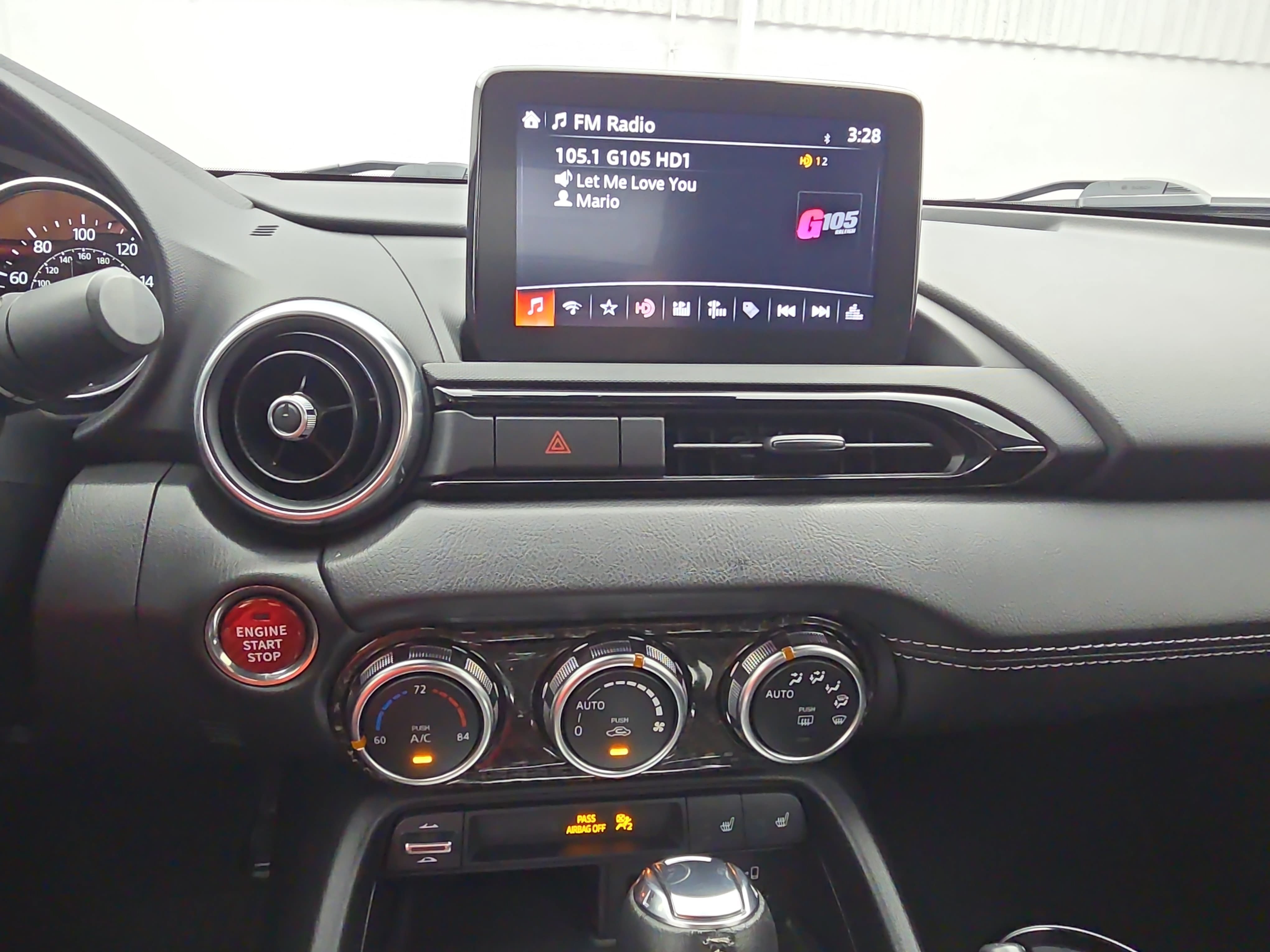 Used 2023 MAZDA MX-5 Miata Grand Touring RWD image 18