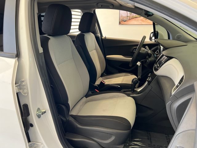 Used 2020 Chevrolet Trax LS w/ Tint and Cruise Package FWD image 46