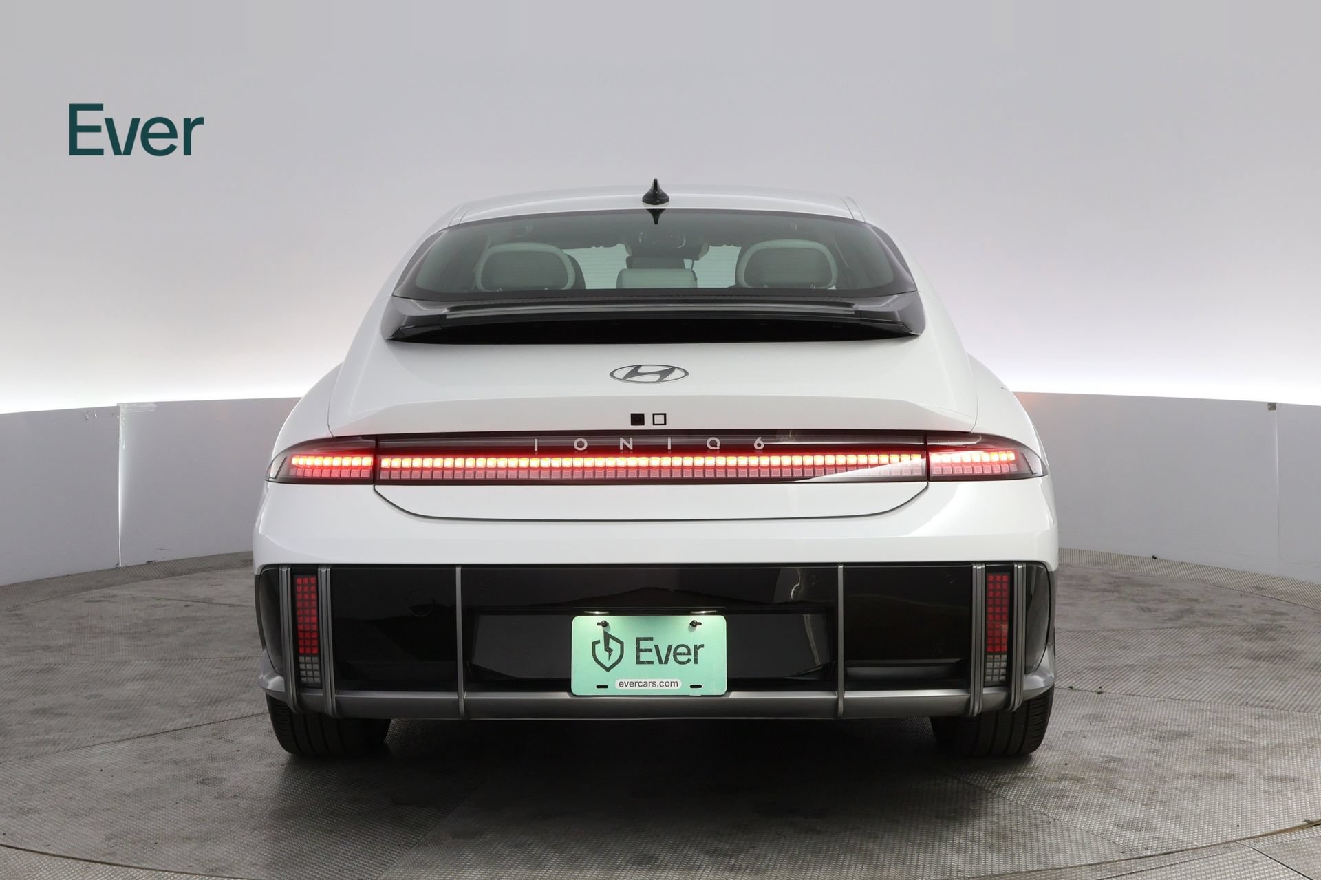 Used 2024 Hyundai Ioniq 6 SEL RWD image 15