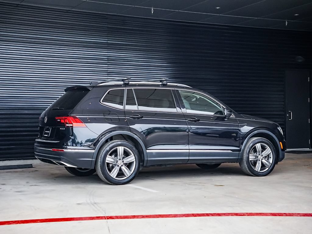 Used 2020 Volkswagen Tiguan SEL AWD/4WD image 9
