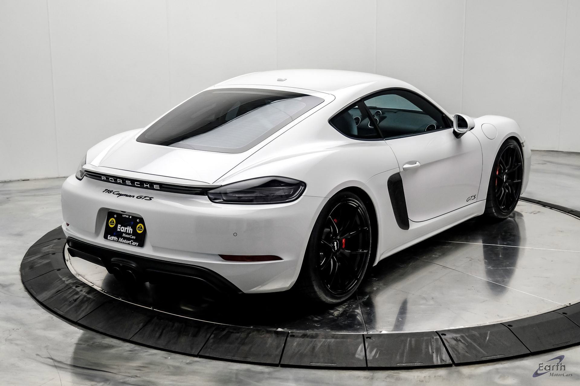 Used 2019 Porsche 718 Cayman GTS RWD image 19