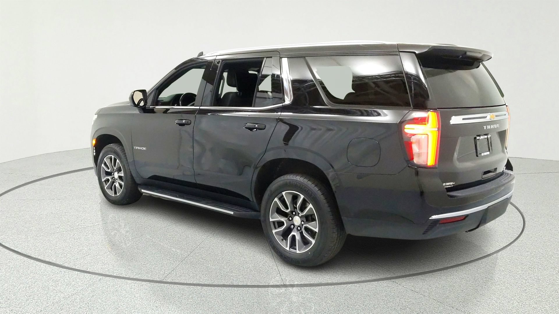 Certified 2021 Chevrolet Tahoe LT w/ Rear Media and Nav Package AWD/4WD image 3