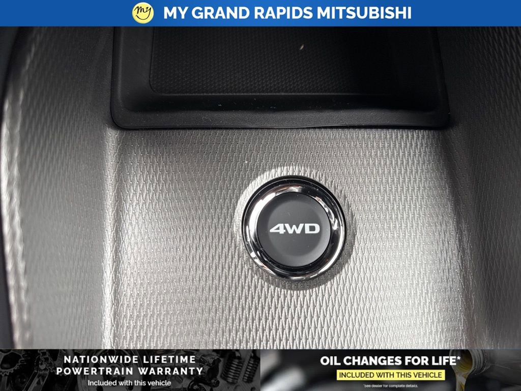 New 2025 Mitsubishi Outlander Sport LE image 21