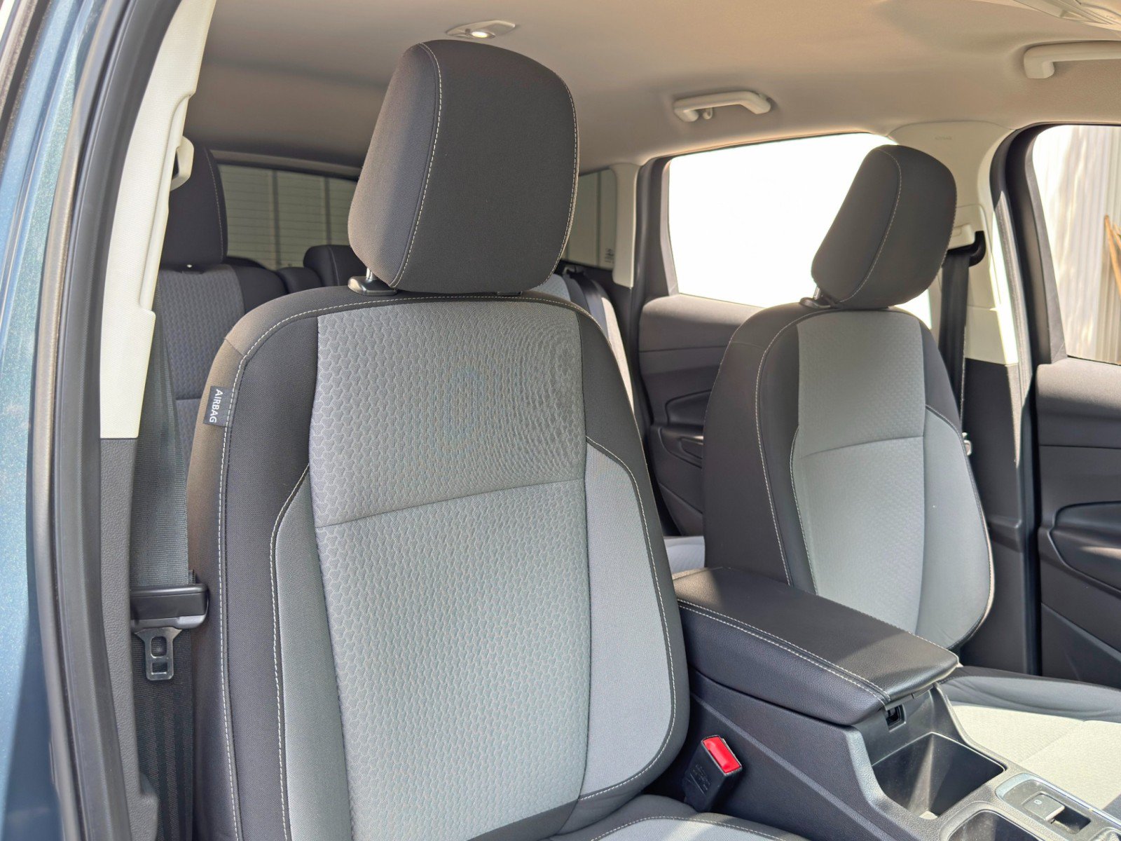Used 2019 Ford Escape SE FWD image 31