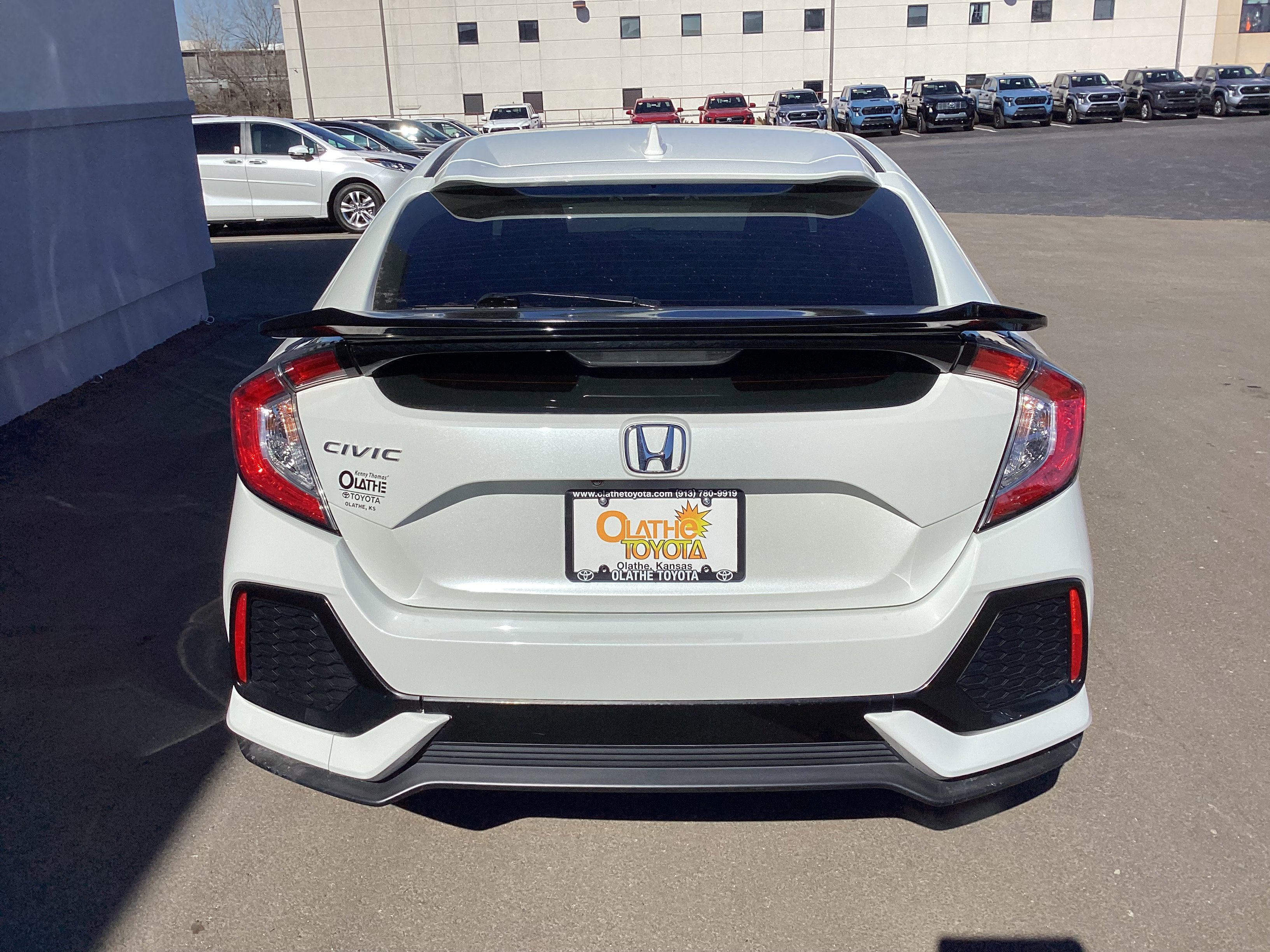 Used 2019 Honda Civic EX image 9