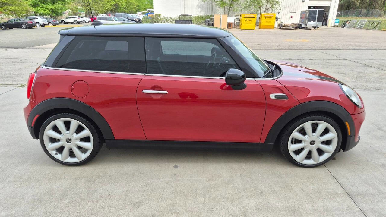 Used 2014 MINI Cooper 2-Door Hardtop image 6