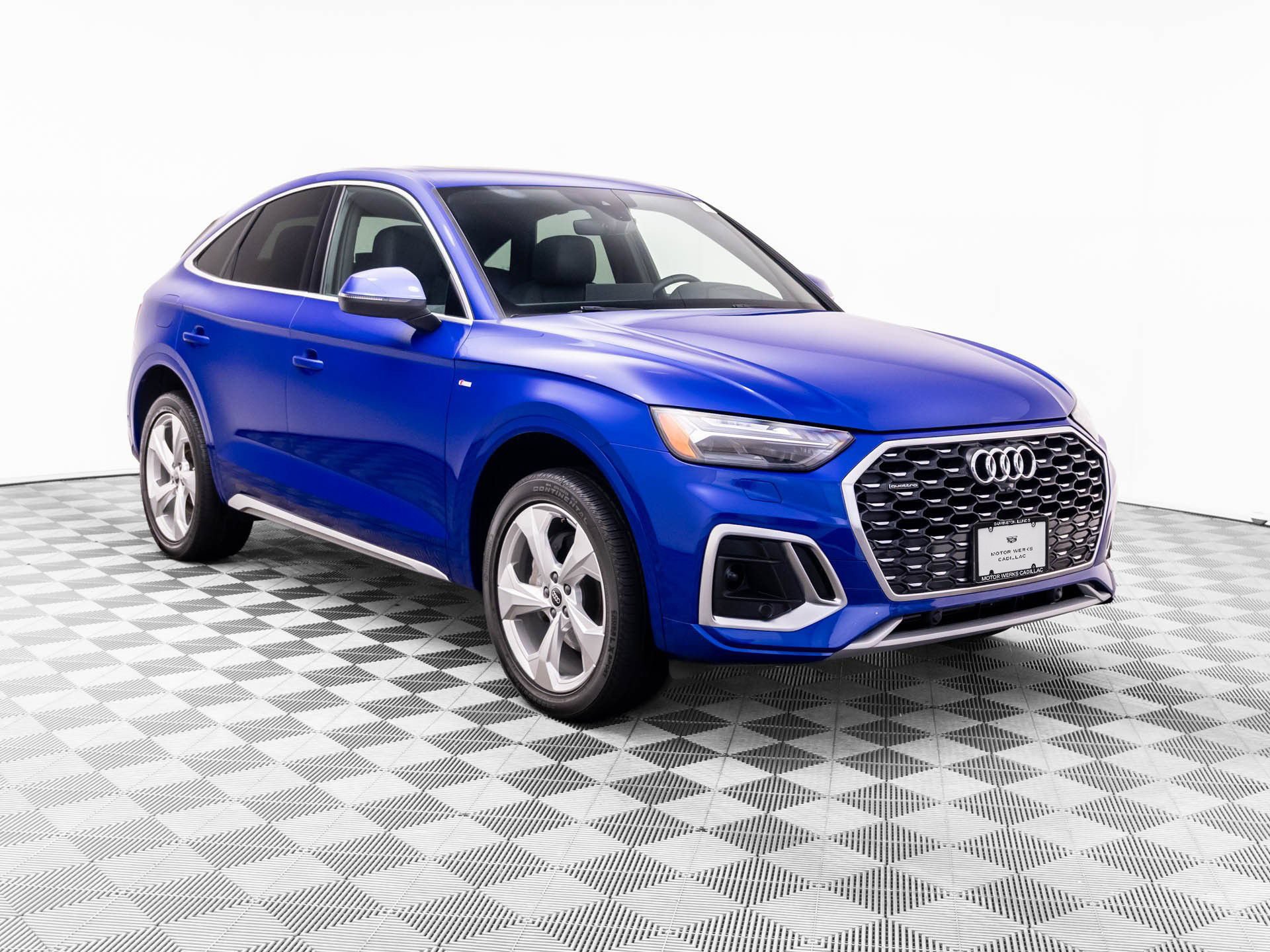 Used 2023 Audi Q5 2.0T Prestige w/ Prestige Package AWD/4WD image 7
