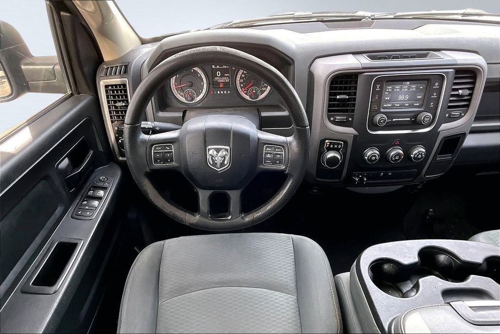 Used 2017 RAM 1500 Express image 5