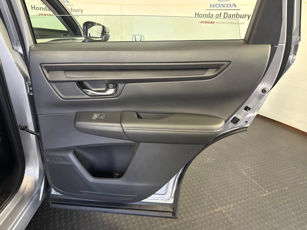 Used 2024 Honda CR-V LX image 7