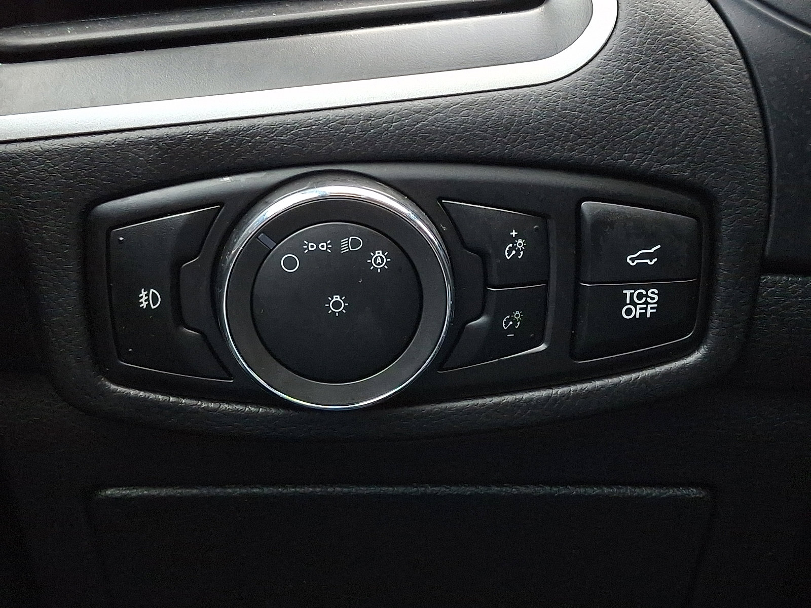 Certified 2024 Ford Edge SEL w/ Convenience Package image 26