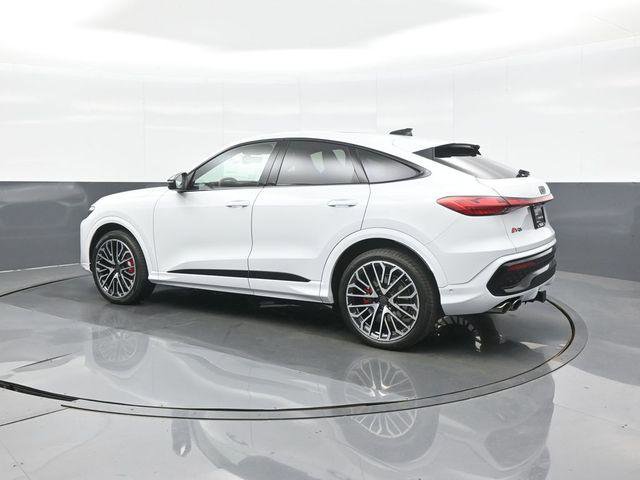 New 2026 Audi SQ5 Prestige image 5