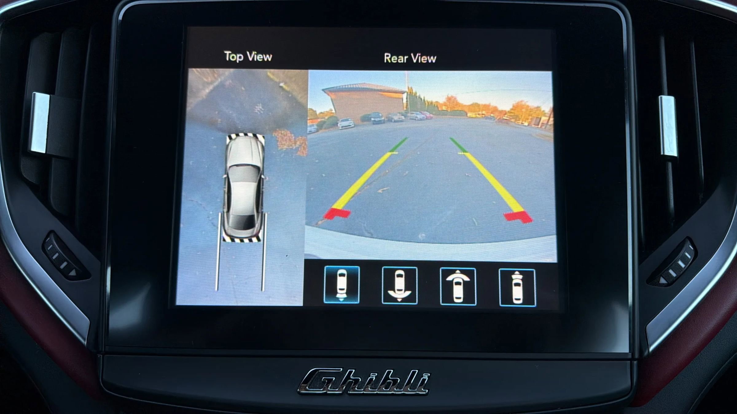 Used 2019 Maserati Ghibli S Q4 AWD/4WD image 23