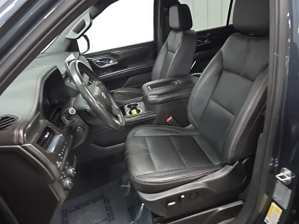 Used 2021 Chevrolet Tahoe RST w/ Luxury Package AWD/4WD image 31