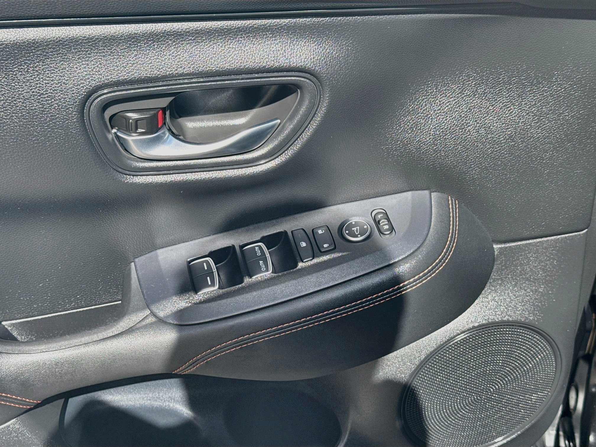 Certified 2024 Honda HR-V Sport image 16