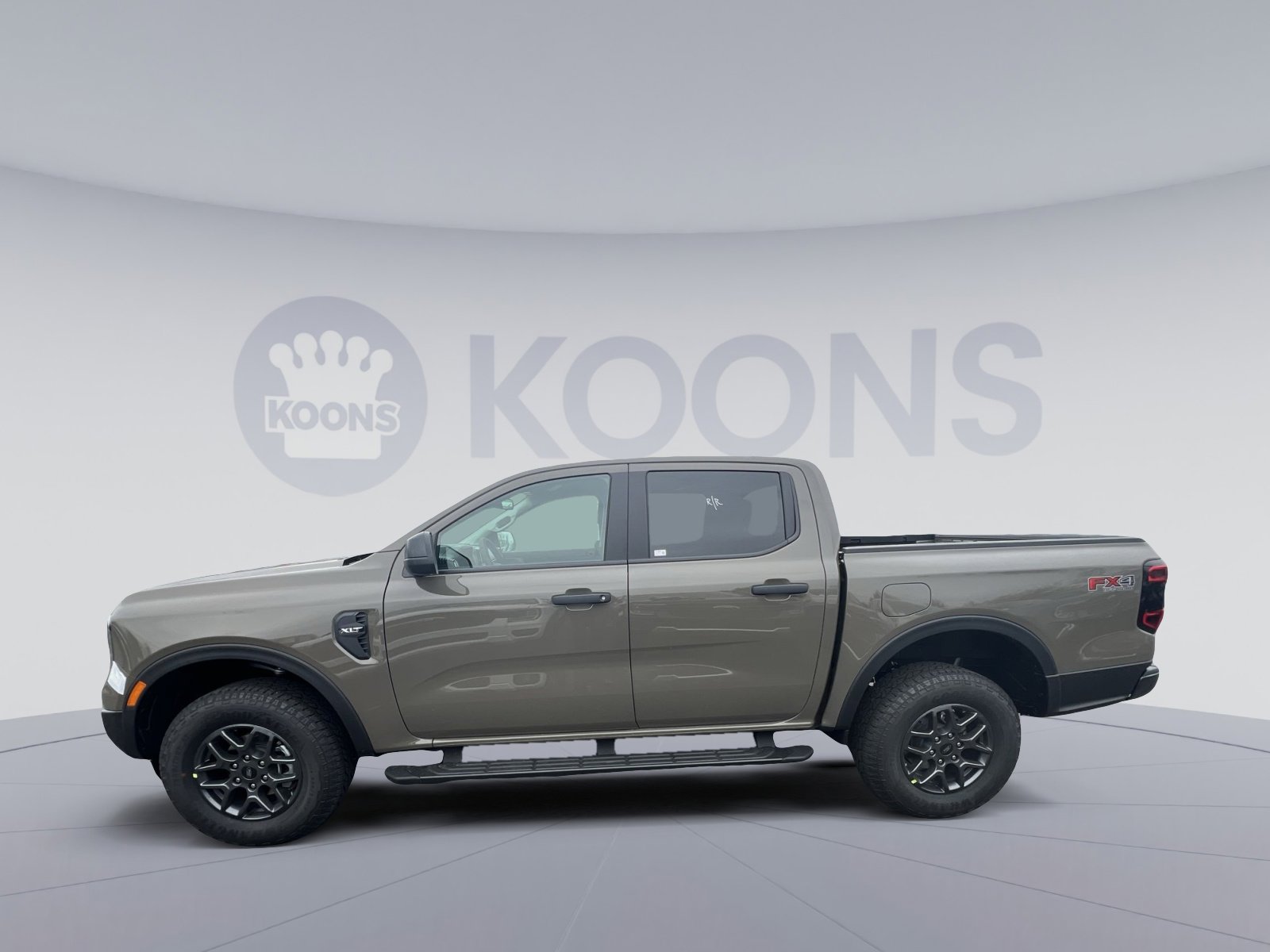 New 2025 Ford Ranger XLT w/ FX4 Off-Road Package image 2