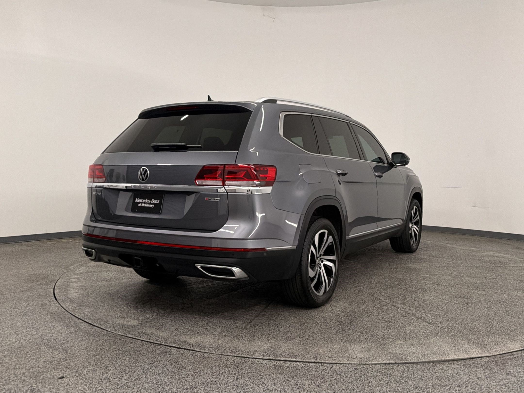 Used 2021 Volkswagen Atlas SEL Premium AWD/4WD image 9