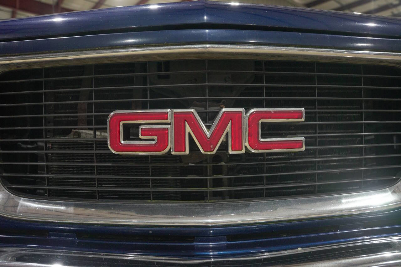 Used 1997 GMC Yukon 4WD 4-Door w/ Marketing Opt Pkg 5 image 21