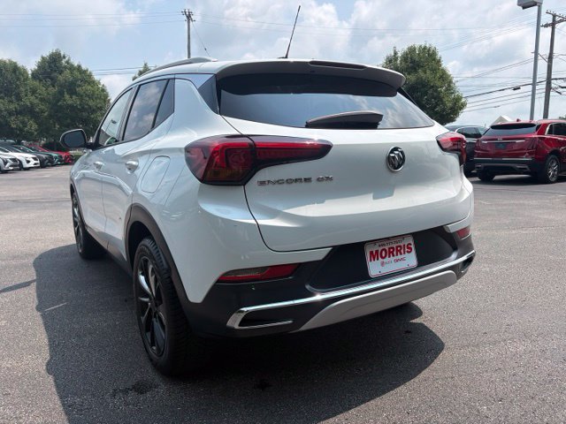Used 2020 Buick Encore GX Essence w/ Experience Buick Package FWD image 3