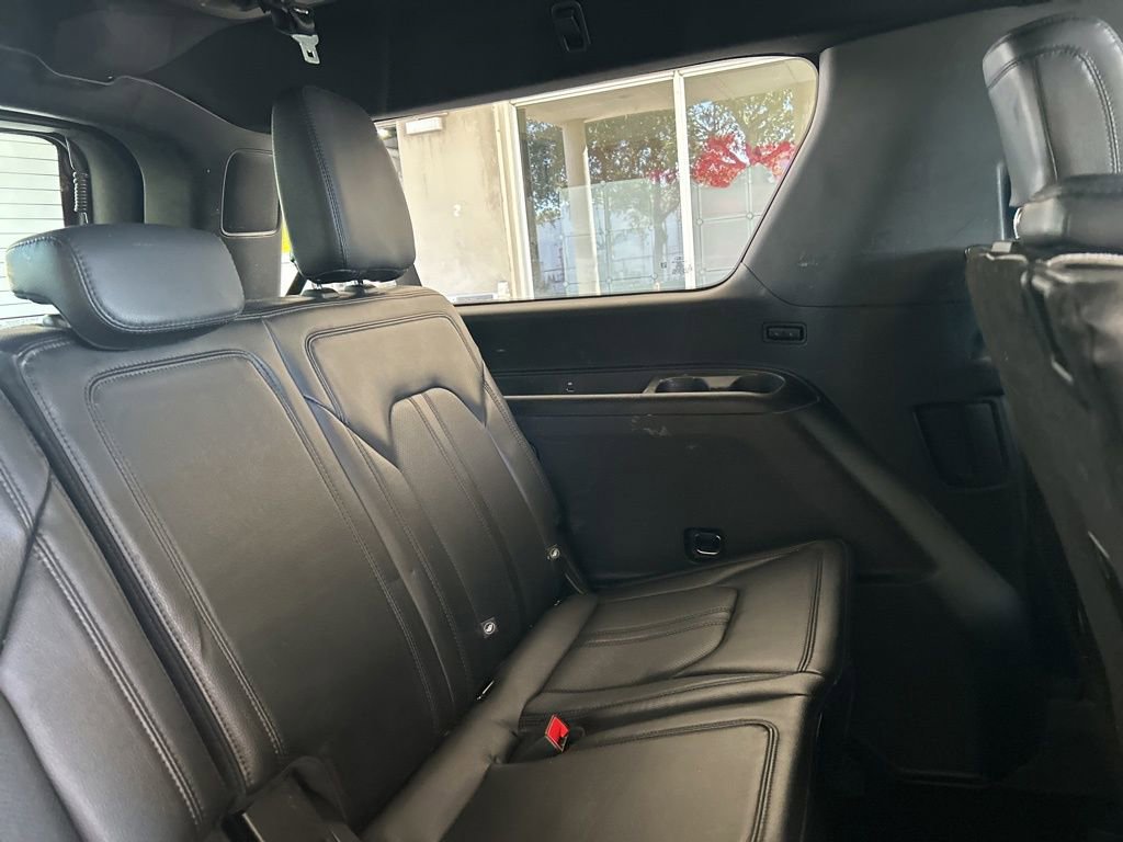 Used 2021 Ford Expedition Max Limited image 31