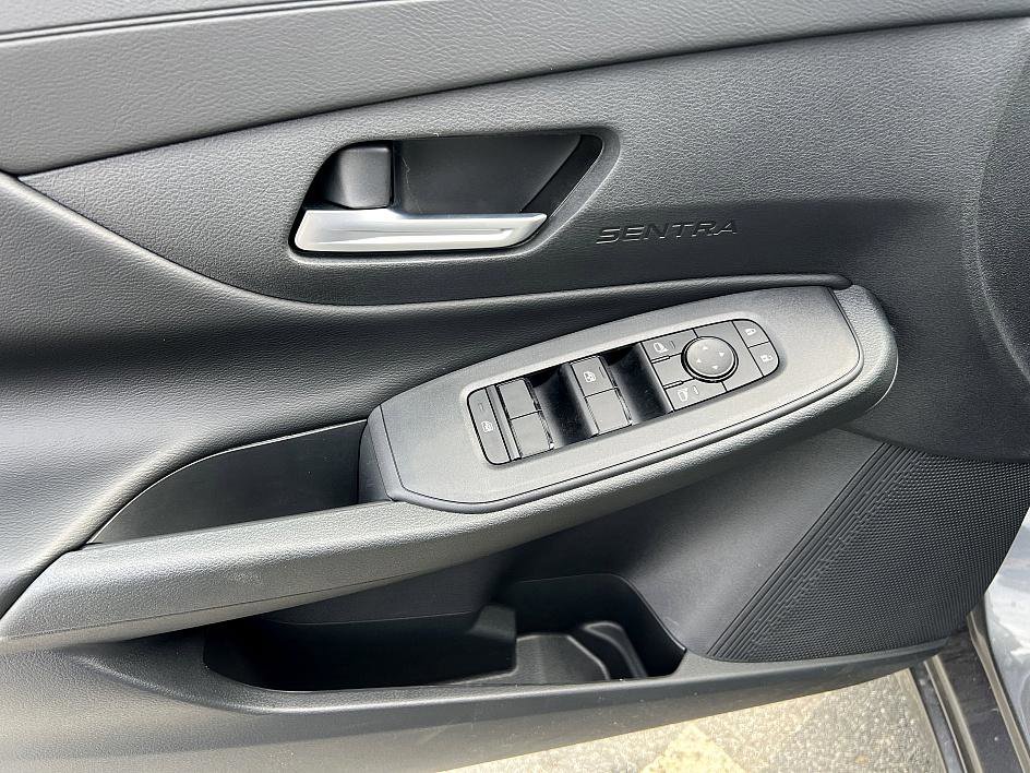 New 2026 Nissan Sentra SV image 15